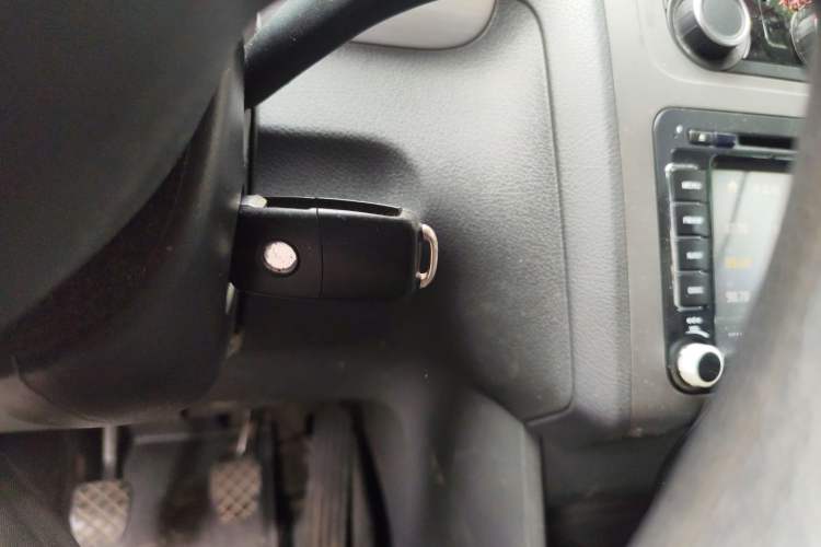 Used Volkswagen Touran 2013 1.4T Manual Fashion Edition 5 Seats
