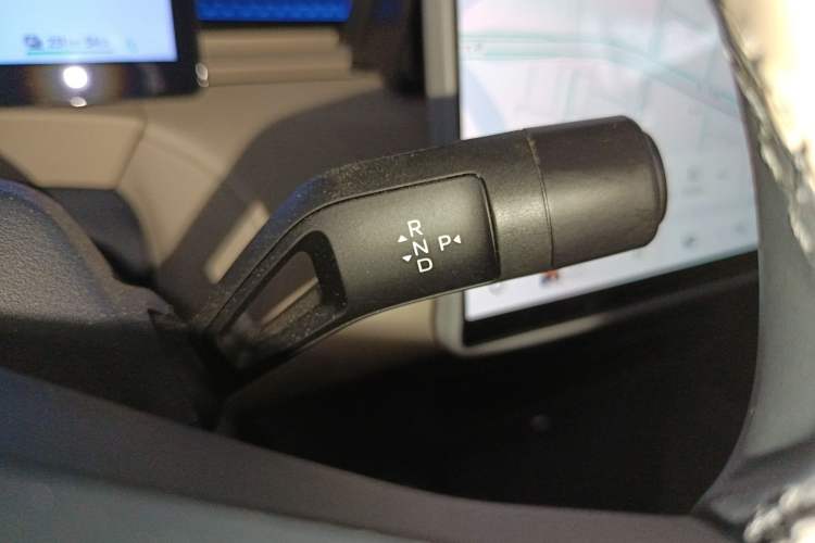 Used Lynk & Co Z20 2025 530 km Range Rear-Wheel Drive Max
