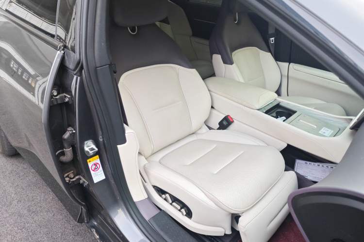 Used Avatr 12 2024 700 Three-Laser Rear-Wheel Drive Luxury Edition
