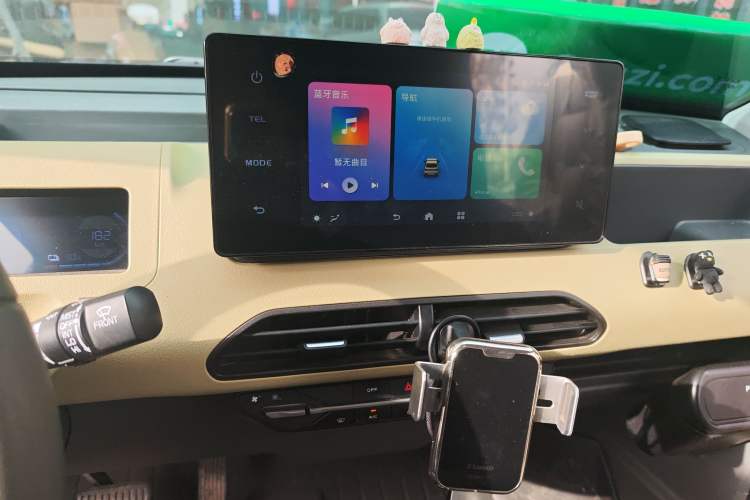 Used Geely Galaxy Panda 2024 200km Panda Rider Audio And AC Panel