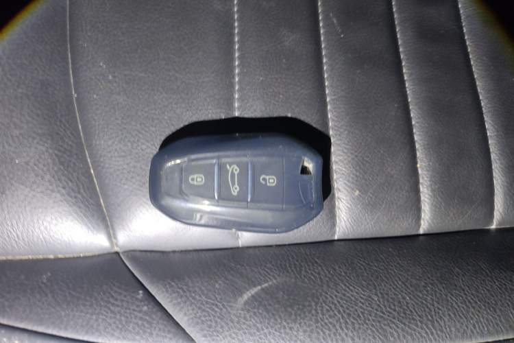 Used Citroen C6 2020 400THP Luxury Version Vehicle Key