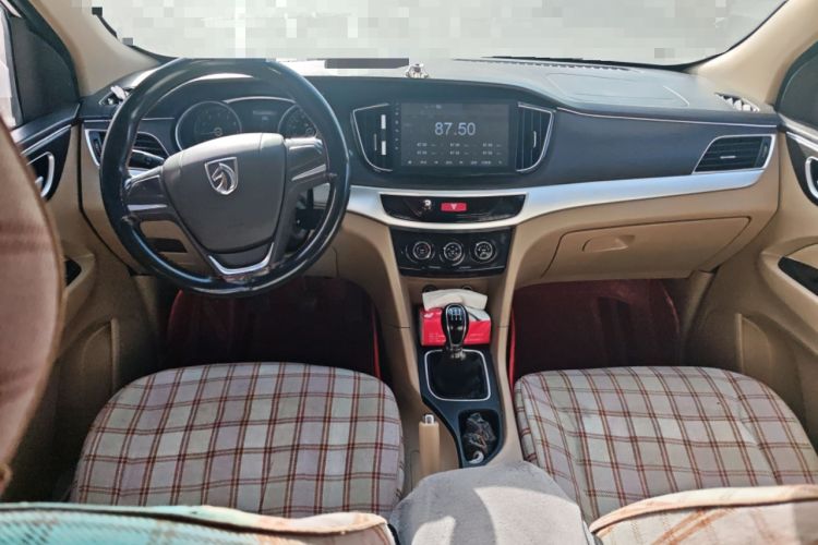 Used Baojun 730 2016 1.5L Manual Standard Version 7 Seats
