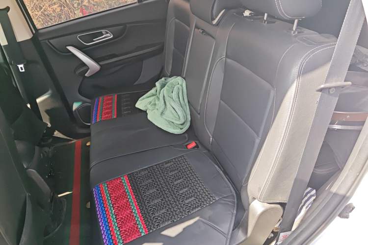 Used SWM X7 2016 1.8L Manual Luxury Edition 7 Seats Left Rear Seat