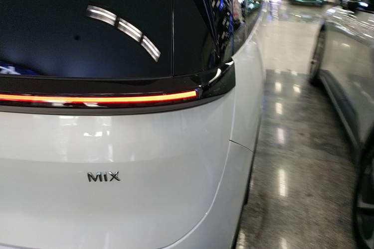 Used Zeekr MIX 2025 Long-Range Intelligent Driving Edition
