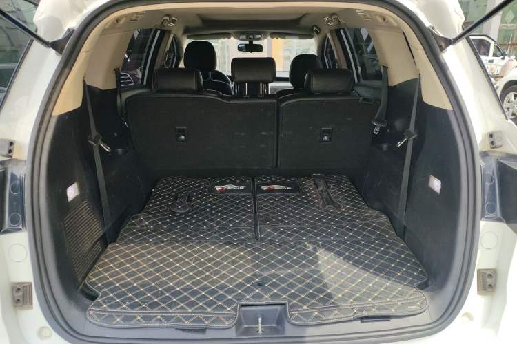 Used BYD Song MAX 2017 1.5T Automatic Smart Connect Elite 7-Seater
