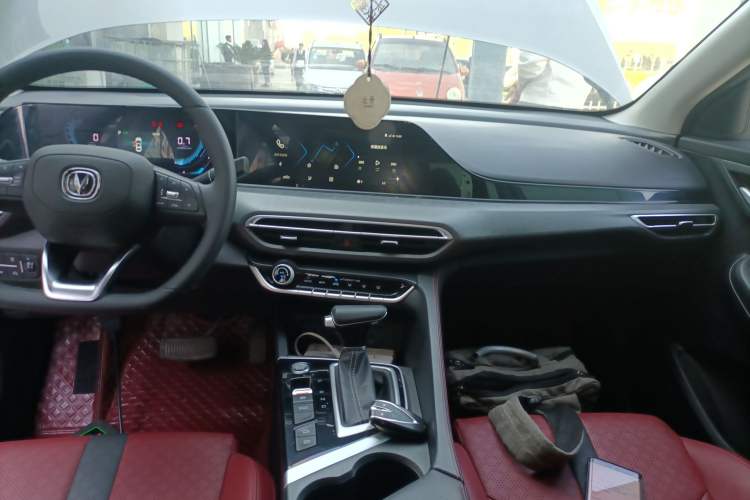 Used CHANGAN Eado 2021 PLUS Blue Whale NE 1.4T GDI DCT Prestige Model Audio And AC Panel