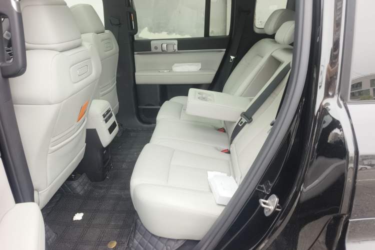 Used Formula Leopard Tai 7 2025 Model 190 km Four-Wheel Drive Ultra Edition
