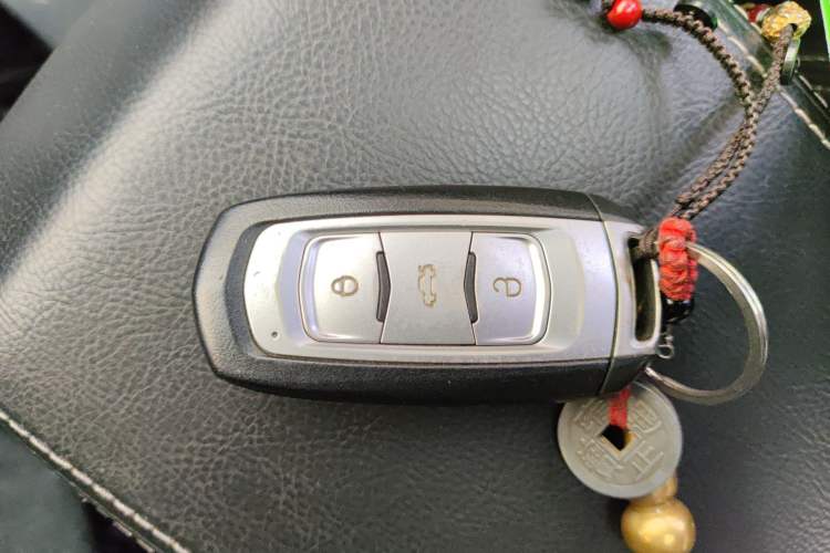 Used Geely Auto Emgrand 2016 Sedan 1.5L Manual Upward Edition