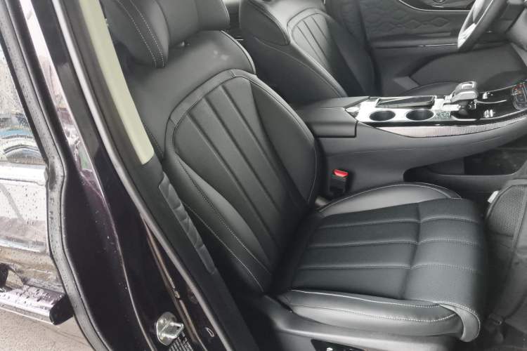 Used FORTHING Xinghai V9 2026 Model, More Enjoyment Series, 200km Luxury Edition