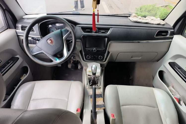 Used Jinbei New Hiace X30L 2016 1.5L Business Edition DLCG14