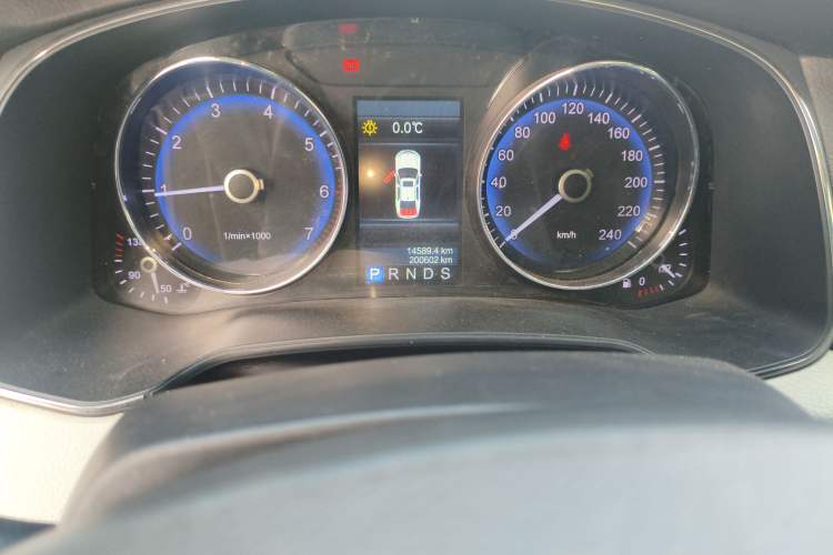 Used Hongqi H7 2013 2.0T Luxury Model