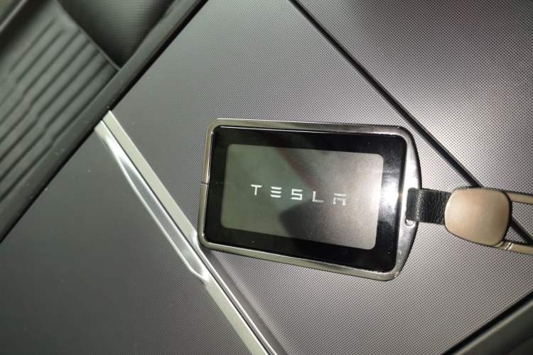 Used Tesla Model Y 2025 Rear-Wheel Drive First Edition