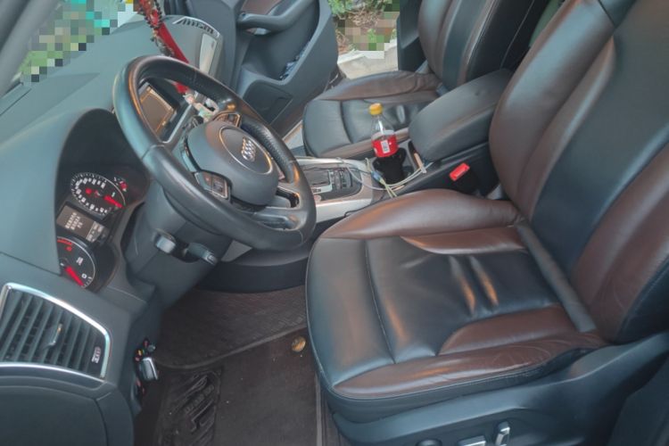 Used Audi Q5 2017 Plus 40 TFSI Technology Model
