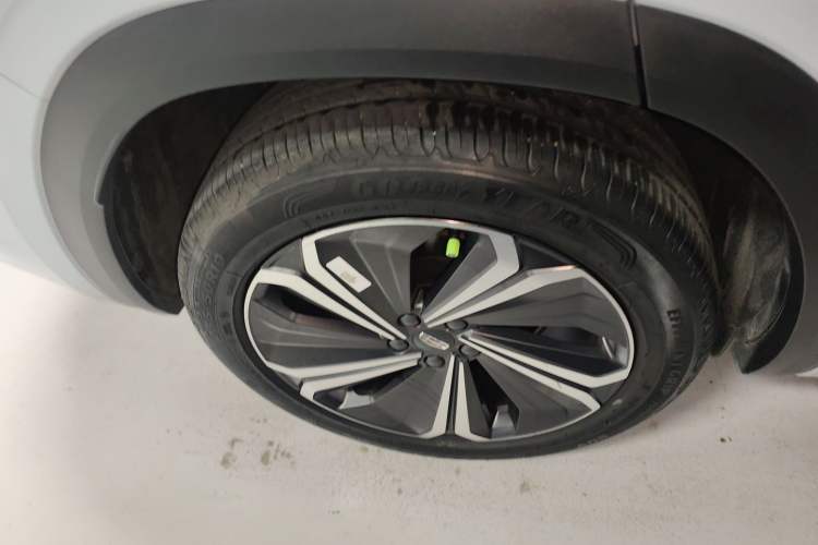 Used Geely Auto Monjaro L 2022 1.5T Leishen Hi·F Plug-in Hybrid Super Xun Exterior 5