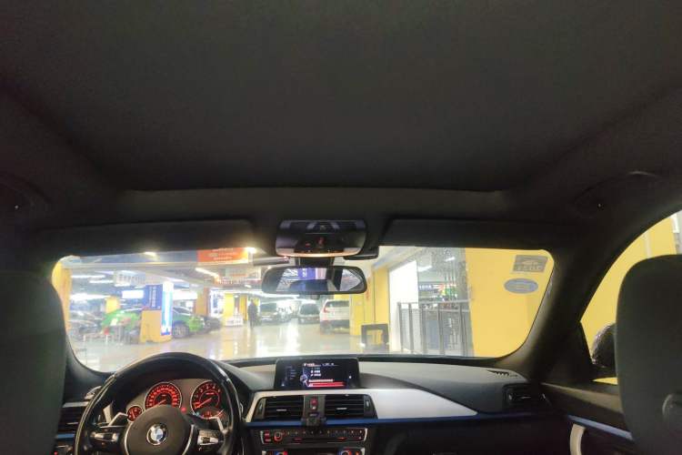 Used BMW 3 Series GT 2013 328i Sport Design Package Headliner