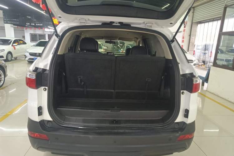 Used Dongfeng Fengon S560 2019 1.8L CVT Elite Model Trunk