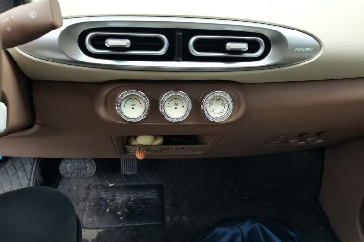 Used Wuling Hongguang MINIEV 2025 Four-Door Version Advanced Edition