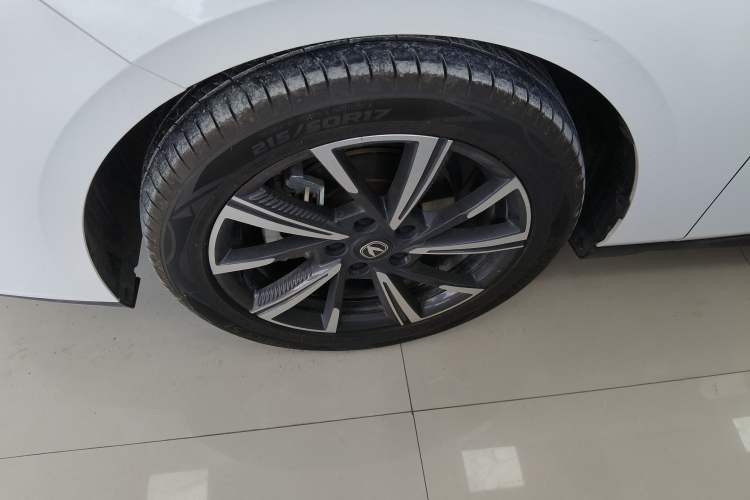 Used CHANGAN Eado DD 2023 Blue Whale NE 1.5T GDI DCT Navigation Model Left Front Wheel Hub