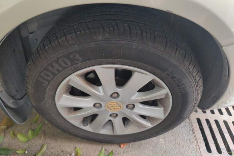 Used Buick Excelle 2015 1.5L Manual Classic Trim
