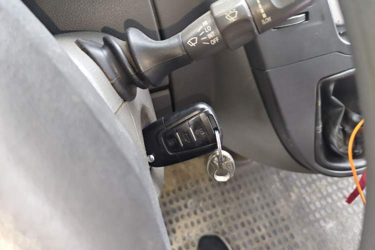 Used SAIC MAXUS Xintu V80 
