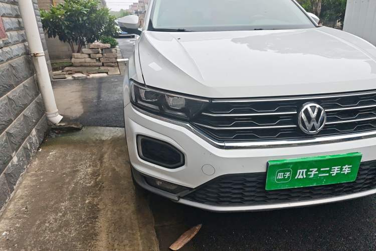 Used Volkswagen T-ROC 2019 280TSI DSG Two-Wheel Drive Advanced Version China VI Standard Right Front Headlight