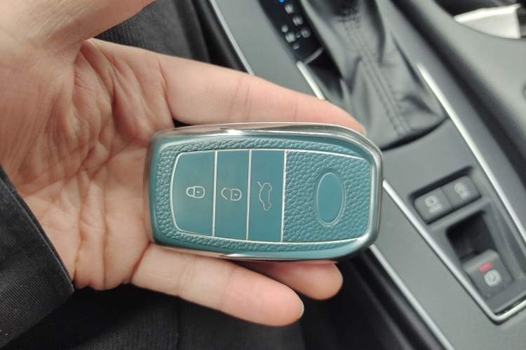 Used Toyota Avalon 2019 2.0L Ambition Edition China VI