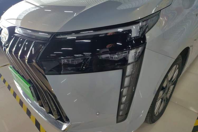 Used GAC Trumpchi E8 New Energy 2024 150km Dragon Roar Starry Night+
