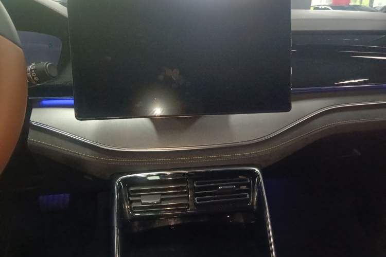 Used BYD Tang New Energy 2021 DM-i 112KM Prestige Model
