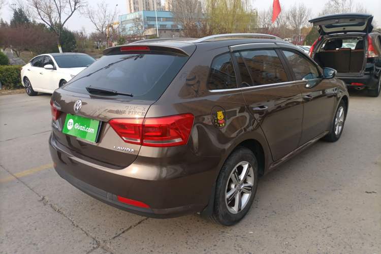 Used Volkswagen Gran Lavida 2013 1.6L Automatic Fashion Model Rear Right 45 Deg