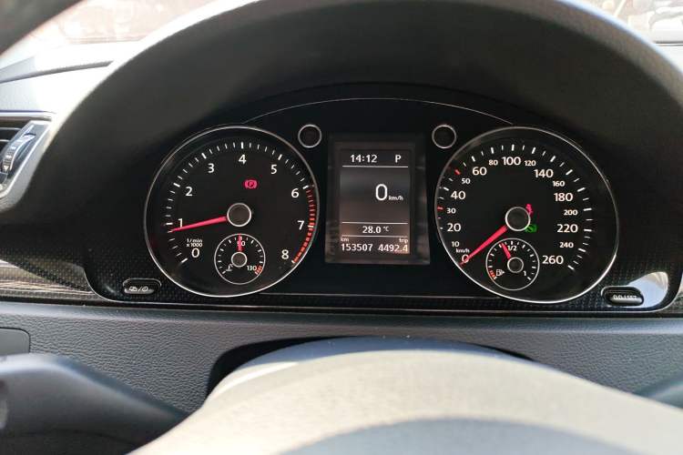 Used Volkswagen Magotan 2016 1.8TSI Luxury Comfort Model Instrument Cluster