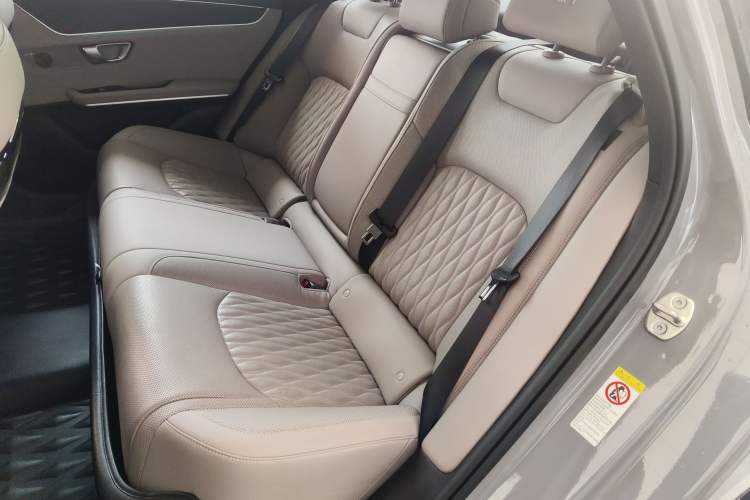 Used BYD Han 2025 DM-i Intelligent Driving Edition 125KM LiDAR Flagship Model