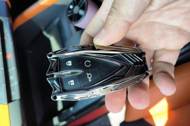 Used Changan UNI-V 2023 1.5T Sport Edition