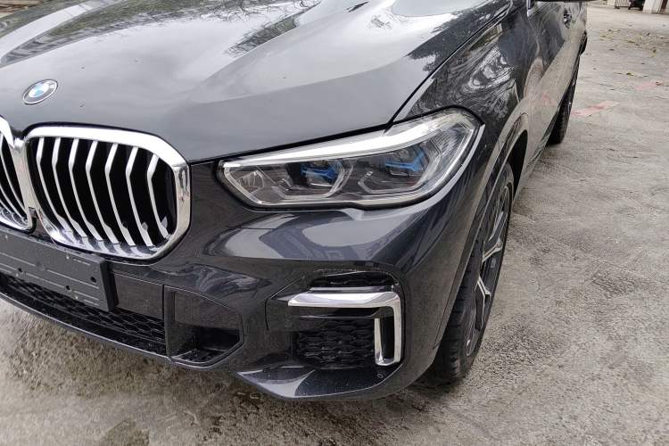 Used BMW X5 2022 xDrive 40Li M Sport Package