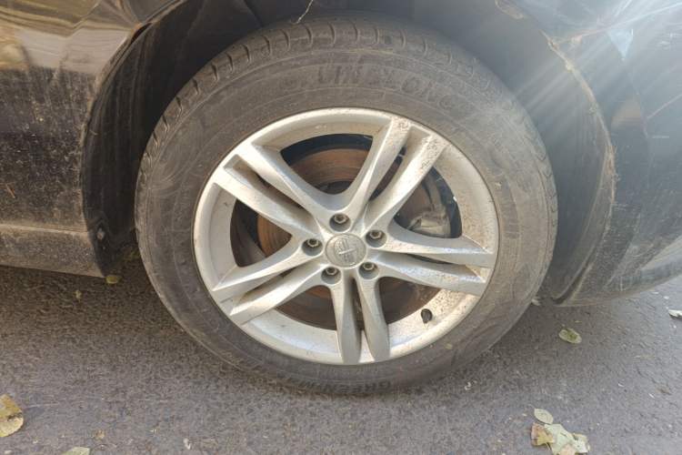 Used Bestune B30 2016 1.6L Automatic Luxury Model
