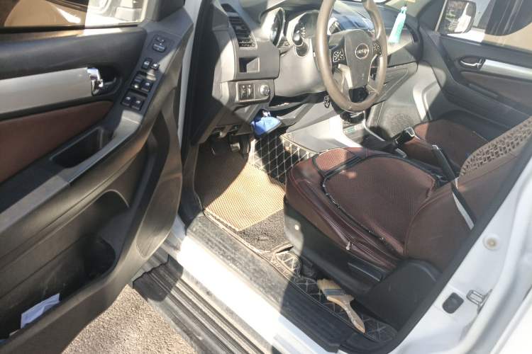 Used Isuzu TAGA 2018 3.0T Two-Wheel Drive Ultra-Luxury Version