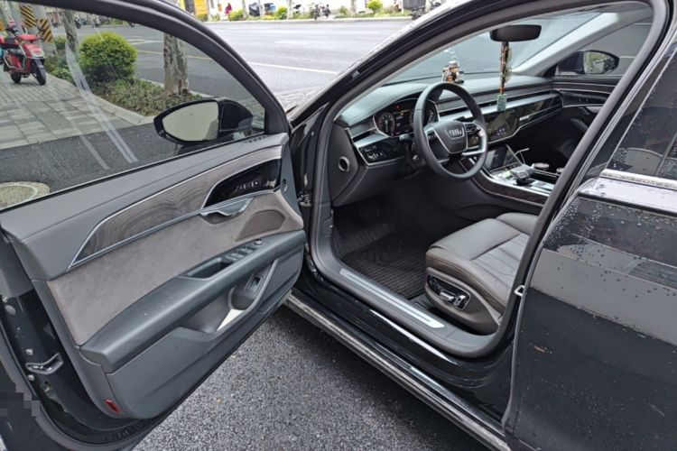 Used Audi A8 2025 A8L 45 TFSI quattro Luxury Model Driver Seat