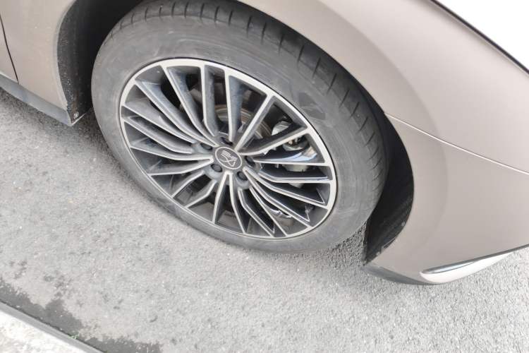 Used BYD Han 2022 DM-i 121KM Luxury Model
