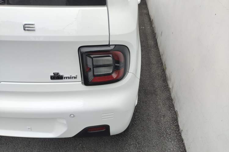 Used Geely Galaxy Panda 2024 Panda Mini 200km Endurance Bear