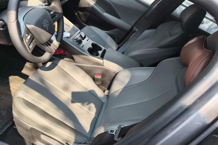 Used BYD Qin PLUS 2025 DM-i Smart Drive 55KM Leading Model Left Front Seat