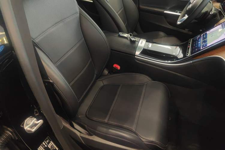 Used Mercedes-Benz C-Class 2022 Facelift C 260 L Right Front Seat