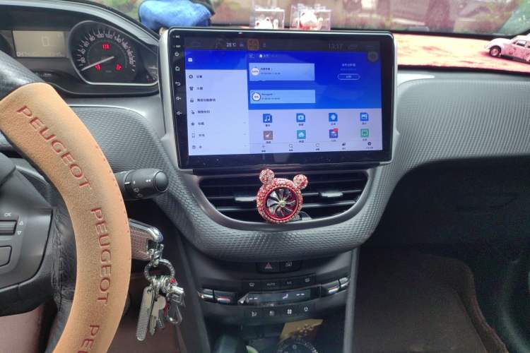 Used Peugeot 2008 2014 1.6L Automatic Fashion Edition Audio And AC Panel