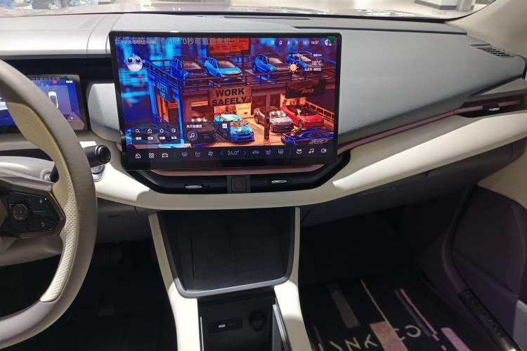 Used Lynk & Co 06 EM-P 2023 EM-P 126 Long-Range Halo
