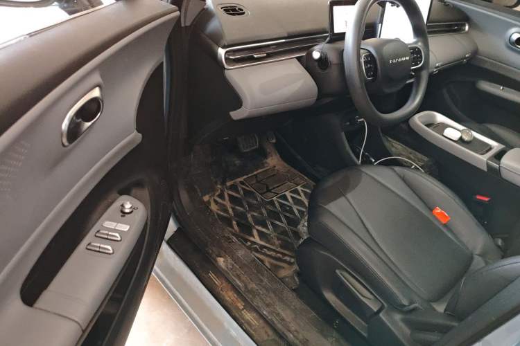 Used Dongfeng NAMMI 01 2024 330 Air Driver Seat