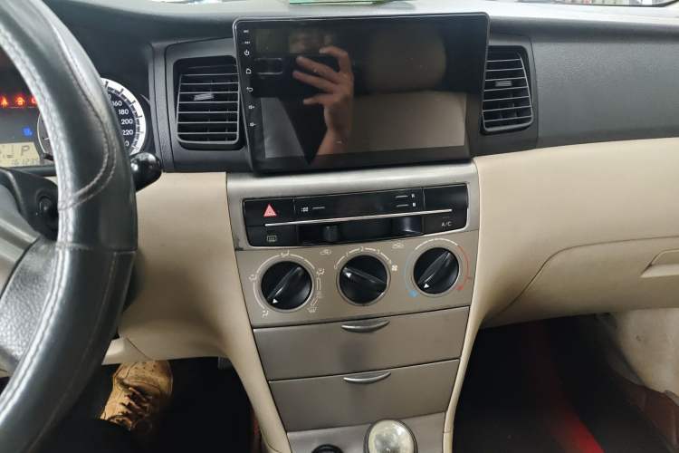 Used Toyota Corolla EX 2013 1.6L Automatic Luxury Edition