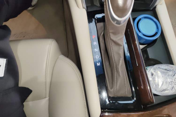 Used Cadillac XTS 2017 28T Elite Model
