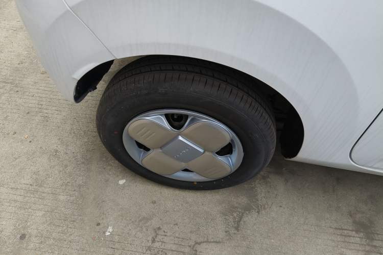 Used Geely Galaxy Panda 2024 Panda Mini 200km Endurance Bear
