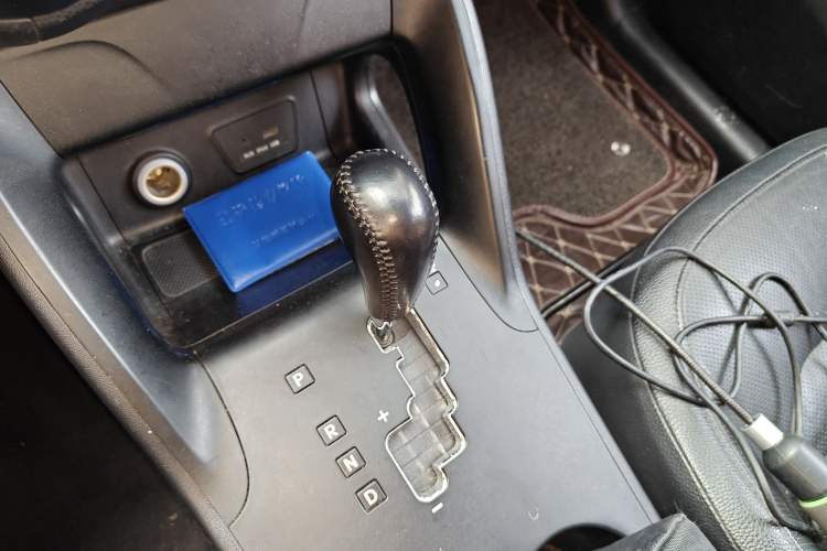 Used Hyundai ix35 2013 2.0L Automatic Two-Wheel Drive Smart GLS China IV Standard
