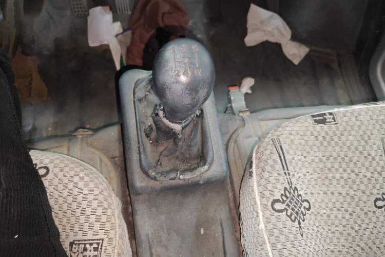 Used Wuling Zhiguang 2015 1.2L Practical LS-I Model Gear Lever