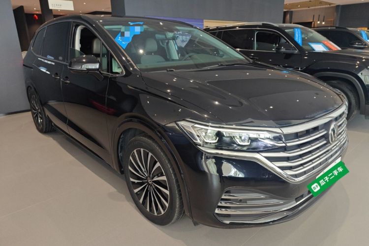 Used Volkswagen Viloran 2024 380TSI Premium Edition Front Right 45 Deg