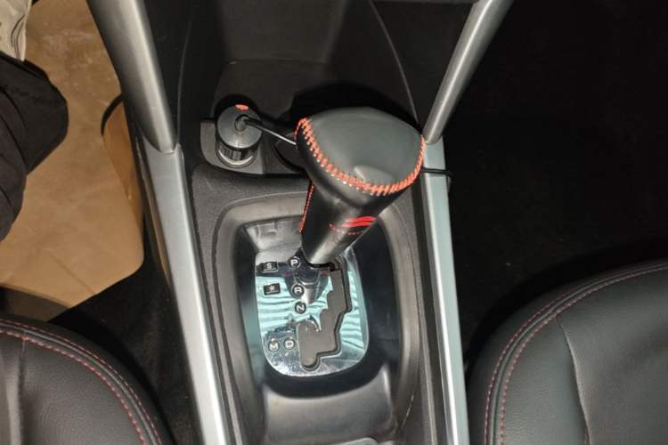 Used Citroen C3-XR 2017 1.6L Automatic Pioneer Model Gear Lever